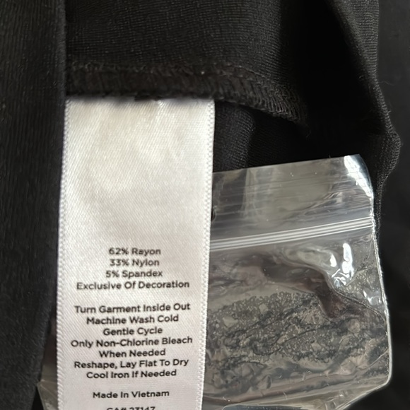 Talbots Top - Picture 6 of 6